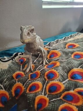 Gray T-Rex Dinosaur Figure - Realistic Toy